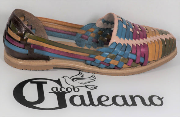 handmade women's leather sandals . Mexican huarache sandals.linea