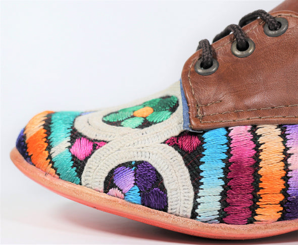 Infinite floral ladies shoes -Artisan shoes- artisan leather -Handmade artisan women shoes.05