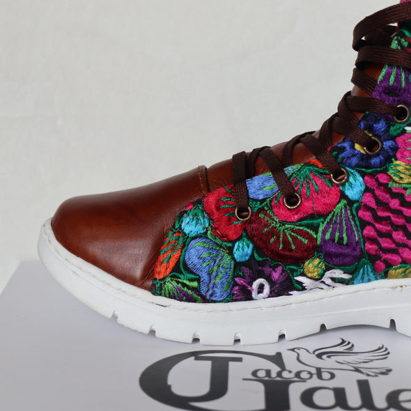 Quetzal Boot- artisan sport boots -handmade shoes-artesan shoes